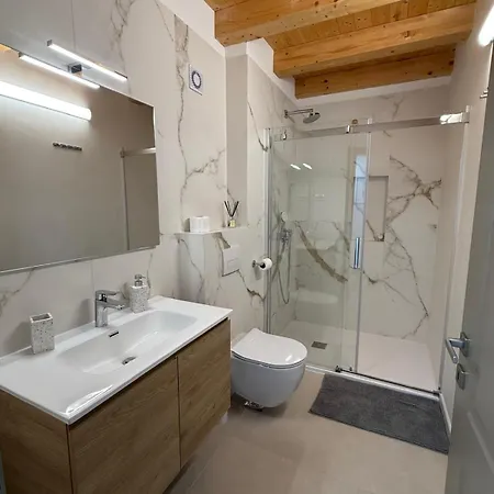 Сasa de vacaciones Casa Rinata Bužinija